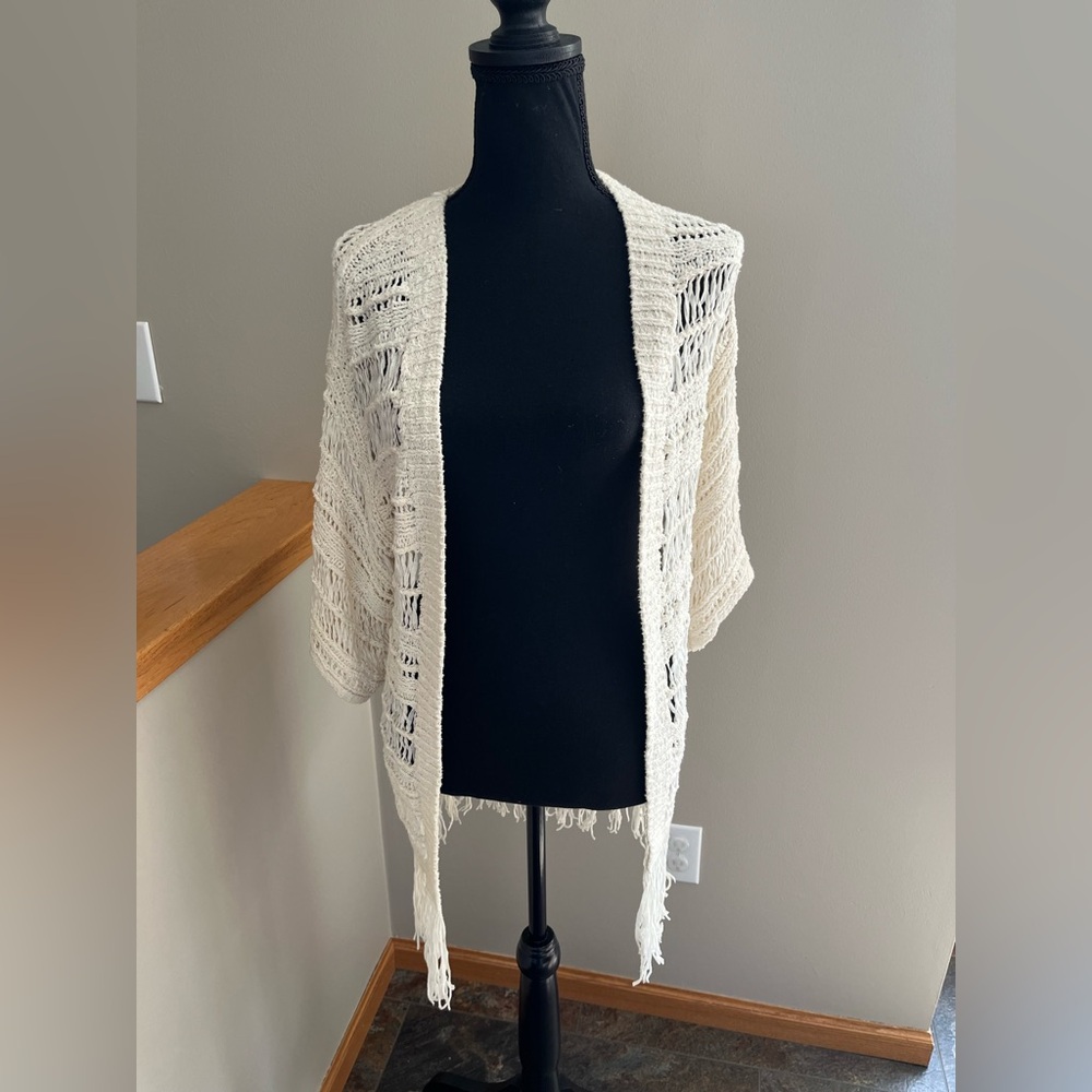 American Eagle cotton blend open front loose knit crochet cardigan. Size XS